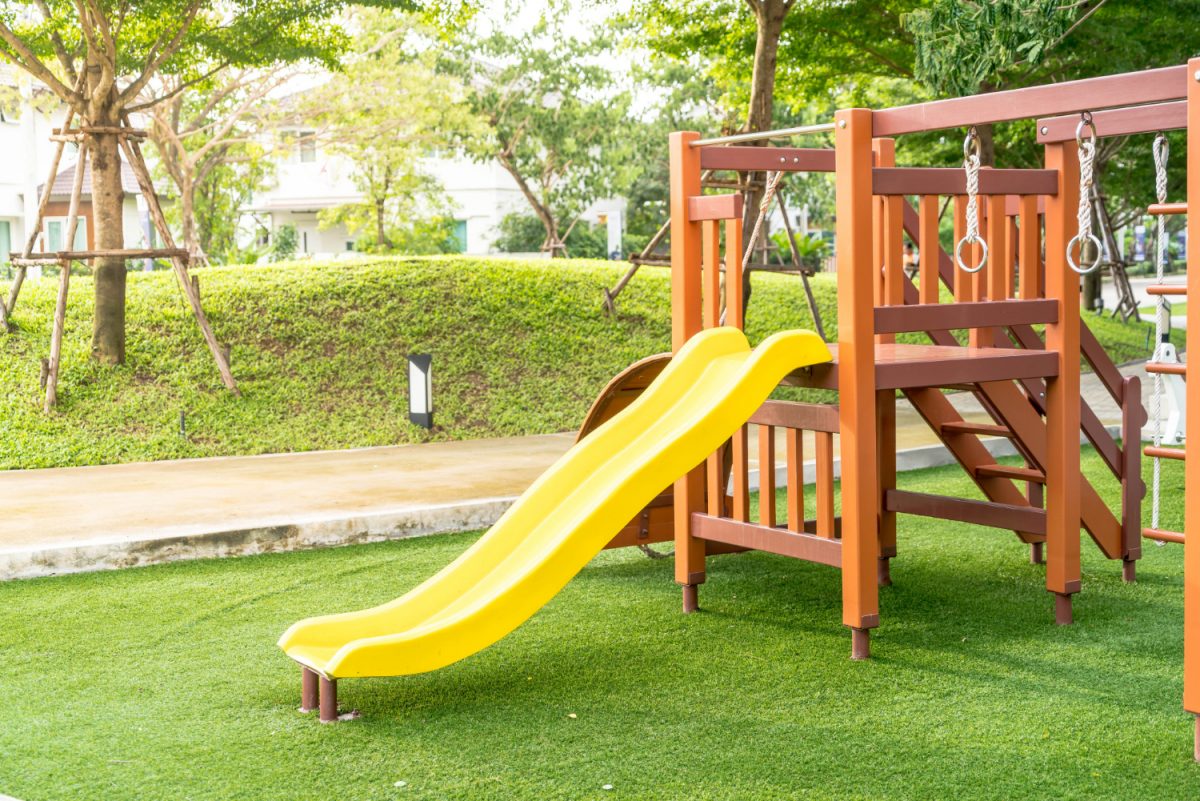 How to protect and impregnate a wooden playground?