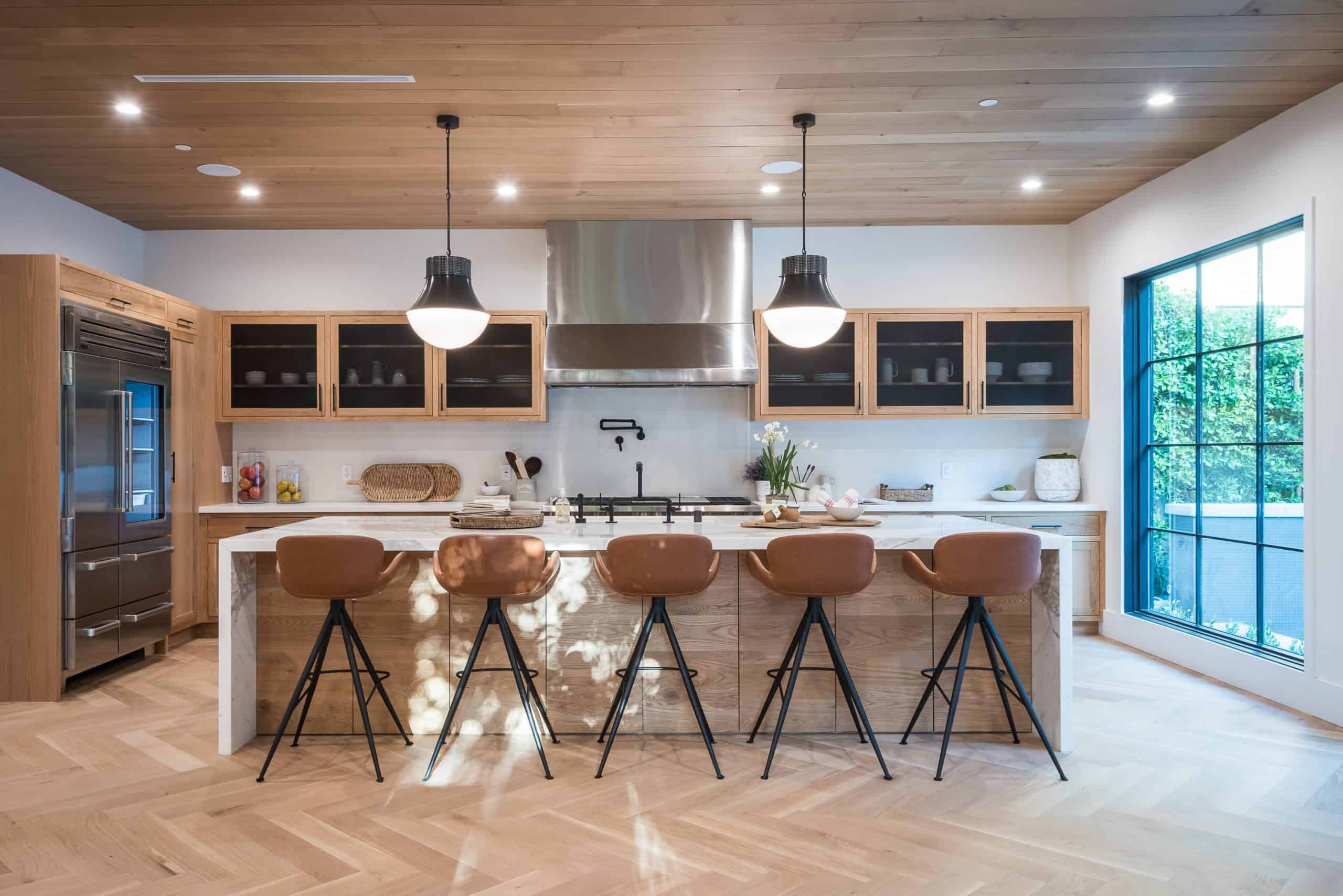 Inspirations for kitchen design with an island